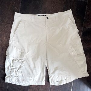 Men’s Under Armour Golf Shorts Size 34